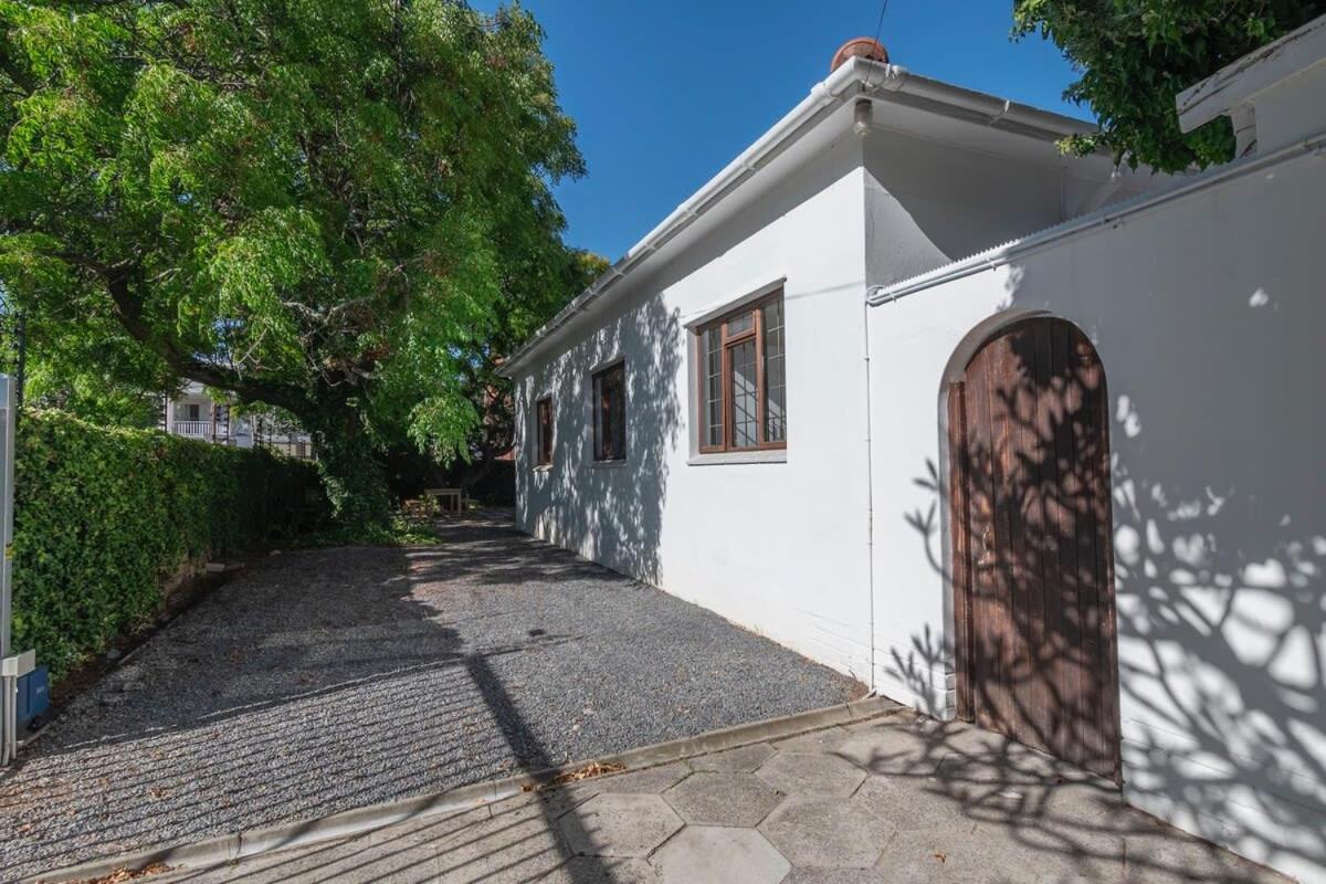 Spacious Five Bedroom House In Charming Rosebank Cape Town Exterior photo